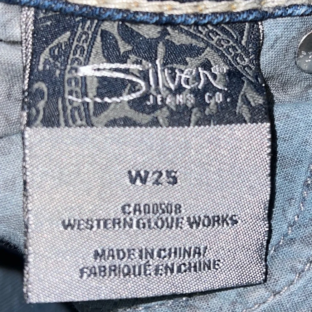 Silver‎ Distressed Suki Surplus Denim Jean Shorts